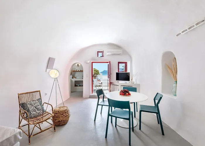 Villa White Cave By Caldera