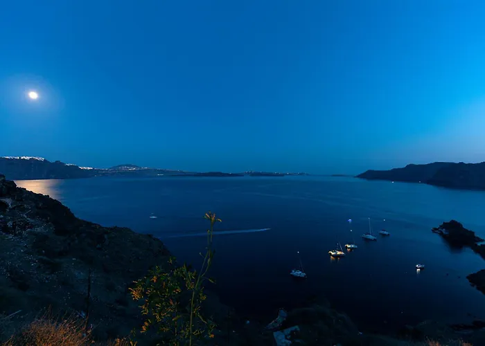 White Cave By Caldera *