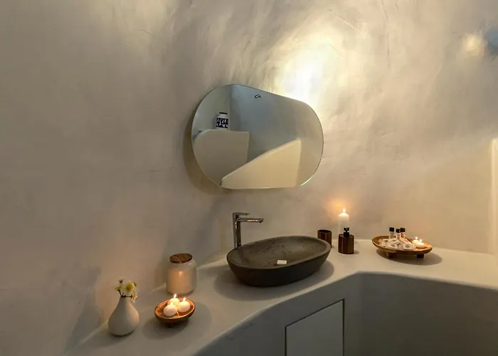 White Cave By Caldera * Oia (Santorini)