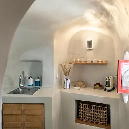 White Cave By Caldera Villa Oia (Santorini)