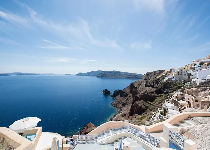 White Cave By Caldera * Oia (Santorini)